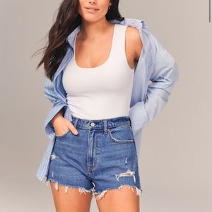 Abercrombie High Rise Mom Shorts Curve Love - Size 32